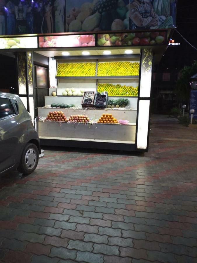 Saravanaa Residency Madurai Luaran gambar